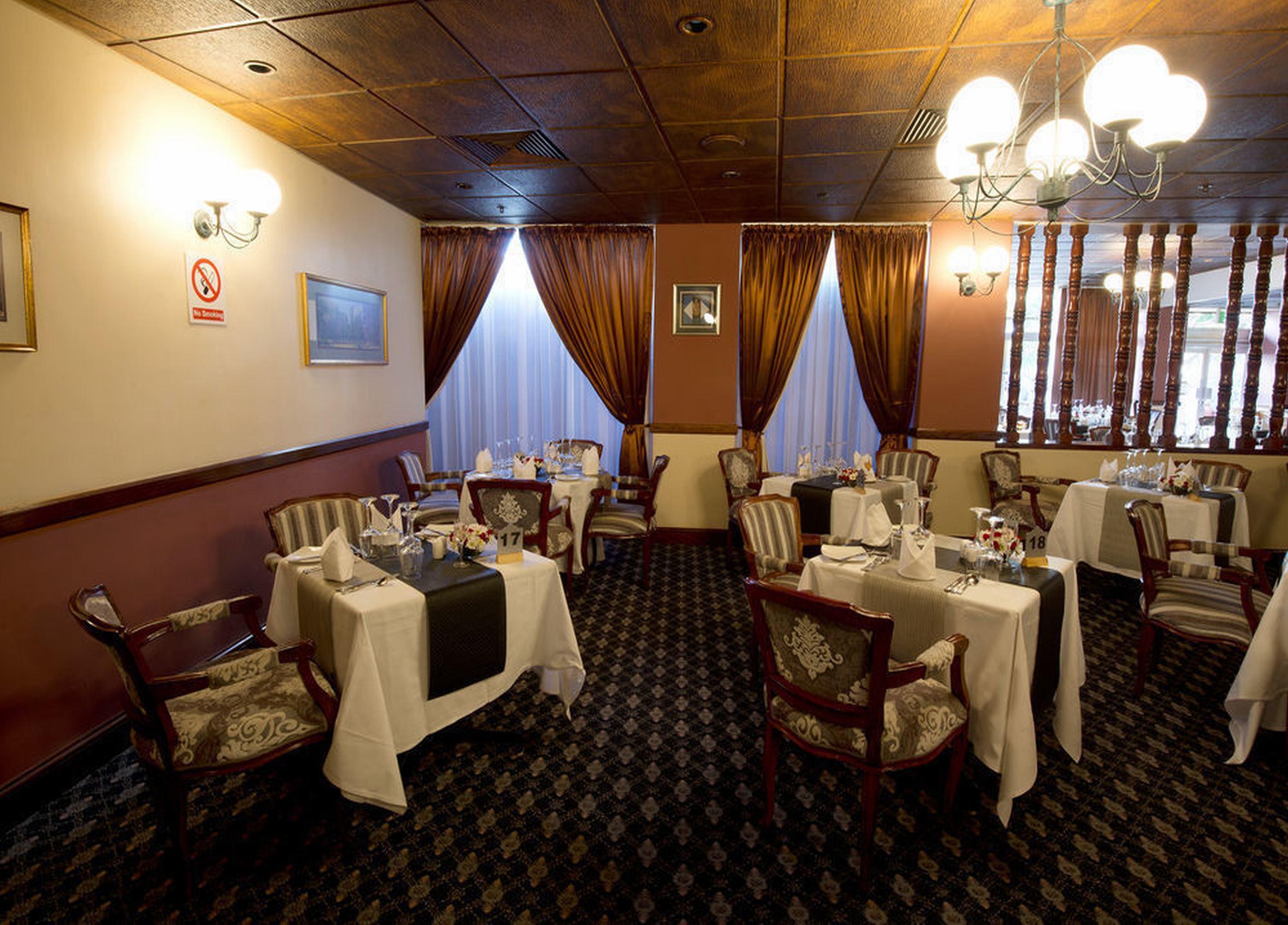 Monomotapa Hotel Harare Buitenkant foto